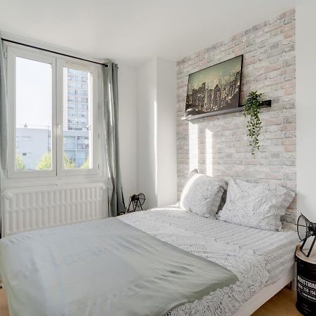 Le Privilege Aux Portes De Paris Bagnolet Exterior photo
